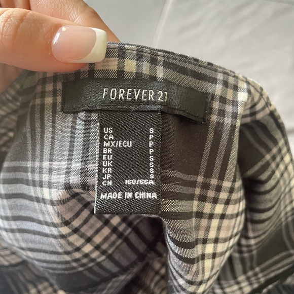 Forever 21 skirt - Picture 2 of 2